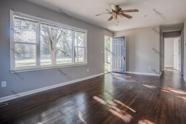 Foto del edificio - Gorgeous 3 Bedroom/1 Bath Independence Hom...