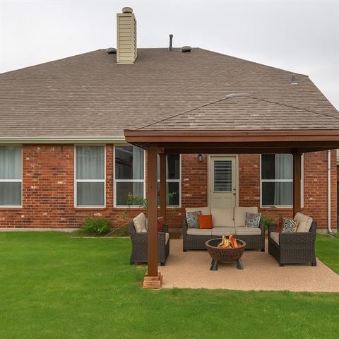 Building Photo - 2915 Holly Ln