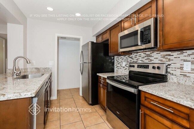 Building Photo - 6722 W Kings Ave
