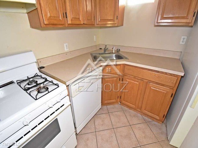 Foto del edificio - 2227 Linden Ave