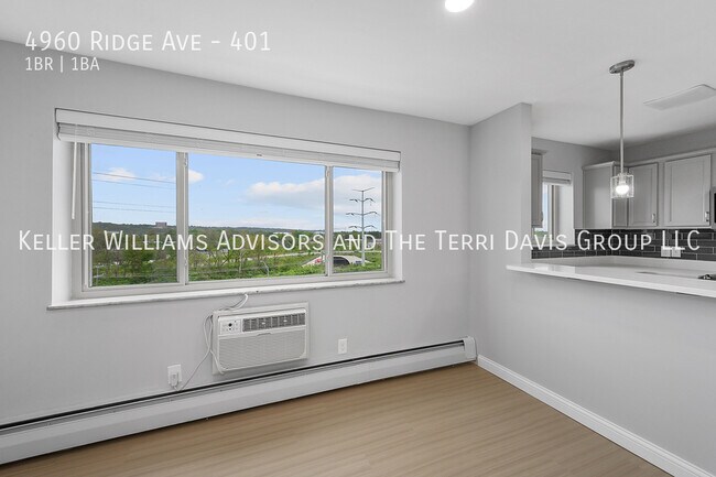 Foto del edificio - 4960 Ridge Ave