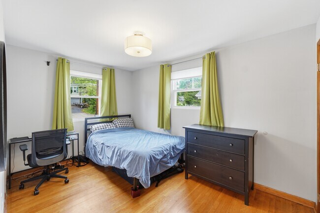 Foto del edificio - 8610 60th Ave