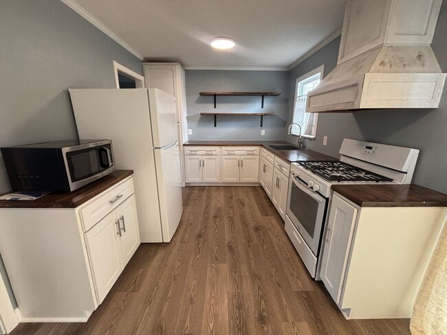 Foto del edificio - CHARMING MODERN HOME NEAR BARKSDALE AIR FORCE BASE