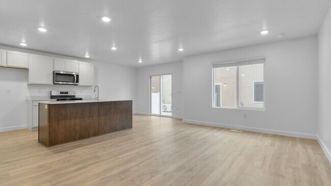 Building Photo - 1936 E Corriente Dr