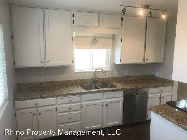 Building Photo - 4 br, 2 bath House - 87 E. Wicker Lane