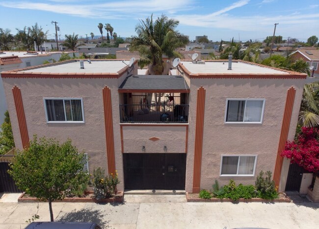 Foto del edificio - Charming 1 Bed 1 Bath Unit - Move in Speci...