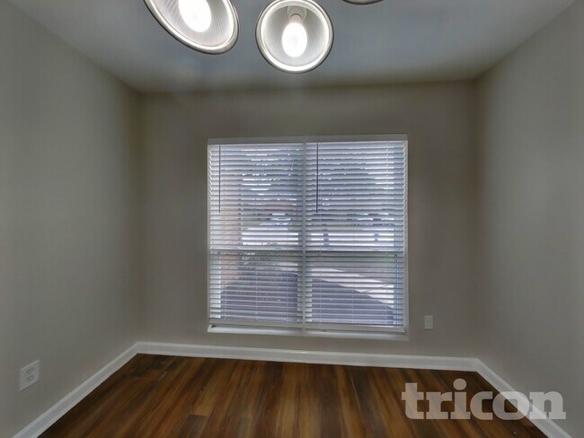 Building Photo - 11727 Abby Ridge Way