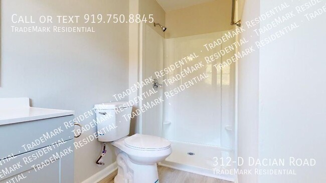 Building Photo - 312 Dacian Rd