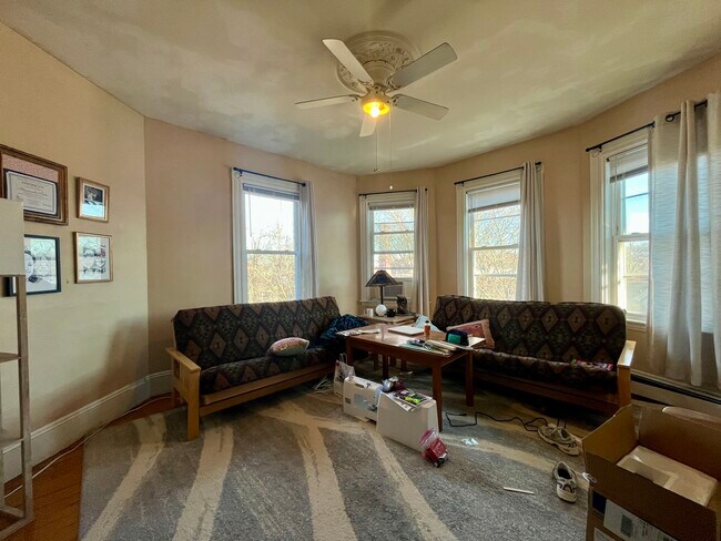 Foto del edificio - 803 Parker St