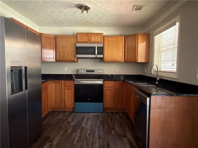 Foto del edificio - 252 Thorn Brook Cir