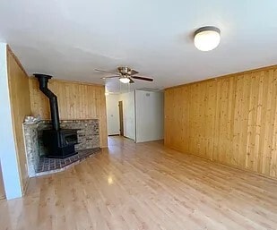 Building Photo - 12975 Erin Dr