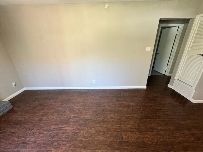 Foto del edificio - 2607 Parker Ln