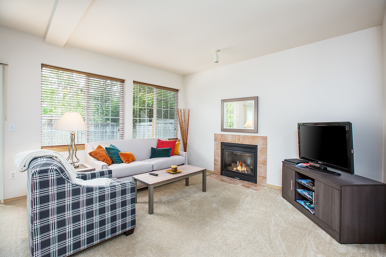 Borgata Apartments & Townhomes Photo