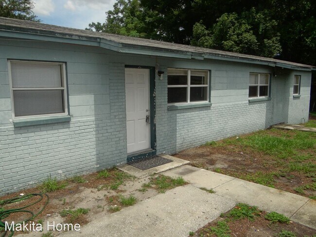Foto del edificio - 4 br, 2 bath House - 9217 N 13th Street
