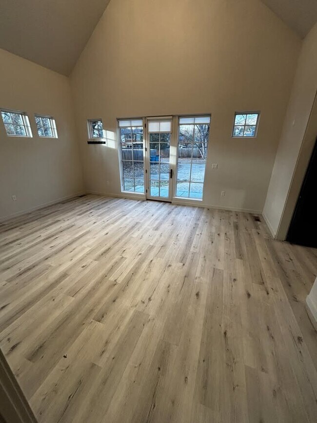 Building Photo - 2826 N 28th St
