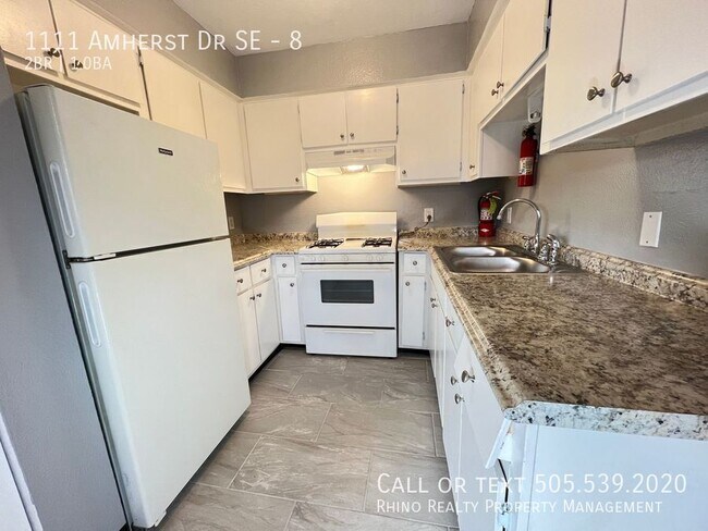 Foto del edificio - 1111 Amherst Dr SE