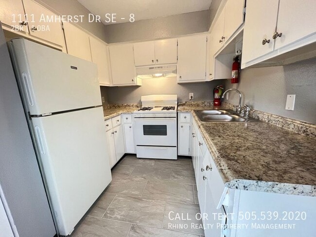 Building Photo - 1111 Amherst Dr SE