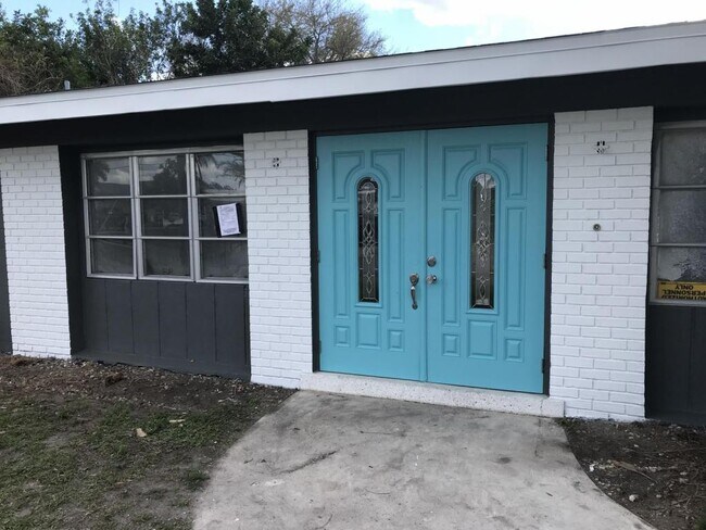 113 concord dr ne photo'