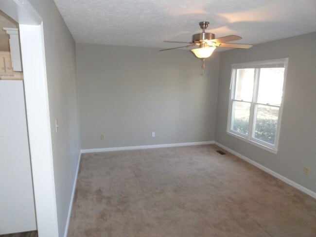 Building Photo - 5513 Brown St