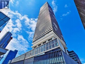 Building Photo - 138 Downes St