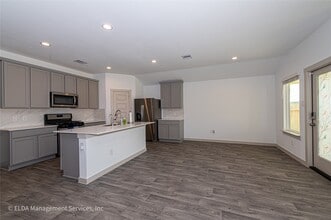 Building Photo - 8038 Brahman Ln