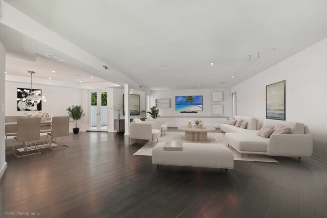 Foto del edificio - 230 Ridgewood Rd