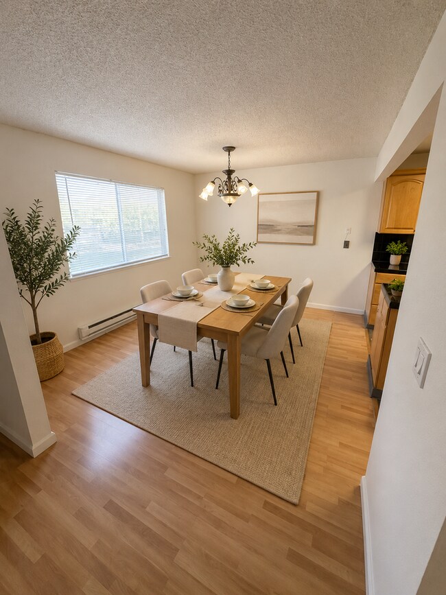Foto del edificio - Beautiful 2-Bedroom Apartment in Desirable San Leandro Gated Community, close to BART