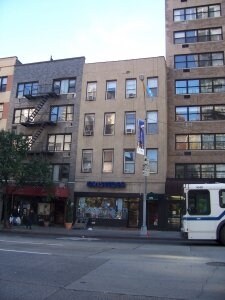 Primary Photo - 1352 First Ave