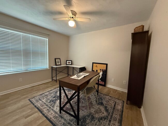 Building Photo - 2428 Talco Hills Dr