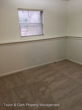 Fotografía del edificio - 1733 W 24th St