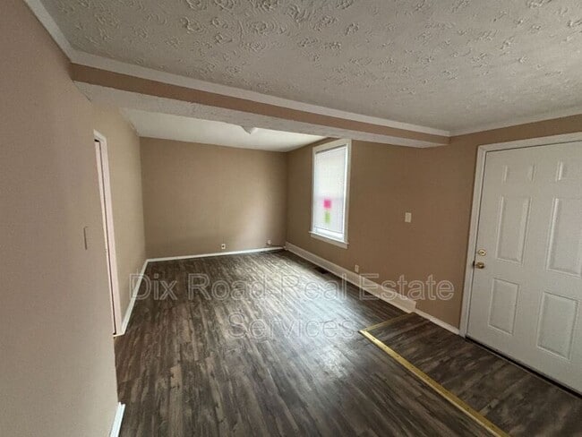 Foto del edificio - 917 Prytania Ave