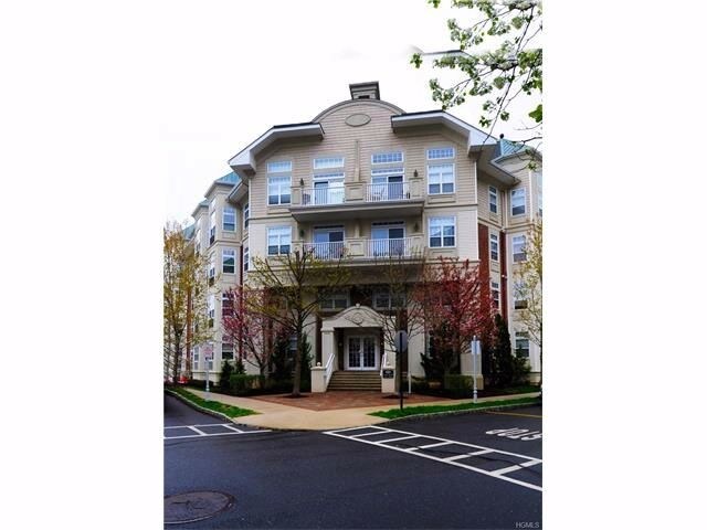 Building Photo - 3110 Leeward Dr