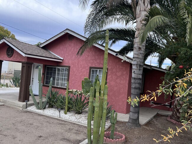 Building Photo - 33258 Wildomar Rd