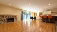 4BD/2BA Willow Glen Home with Remodeled Chef's Kitchen