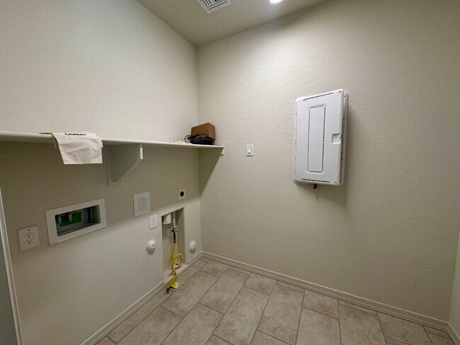 Foto del edificio - 13726 W Whisper Rock Trail