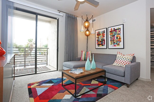 2HAB, 2BA - 986 ft² - Curve at Melrose