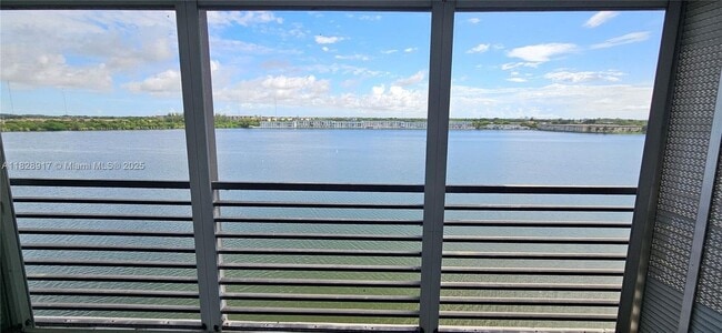 Photo - 1175 NE Miami Gardens Dr Apartment