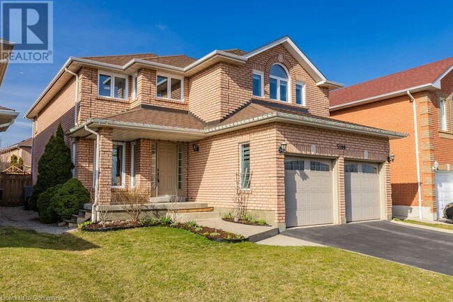 Building Photo - 5100 Fallingbrook Dr