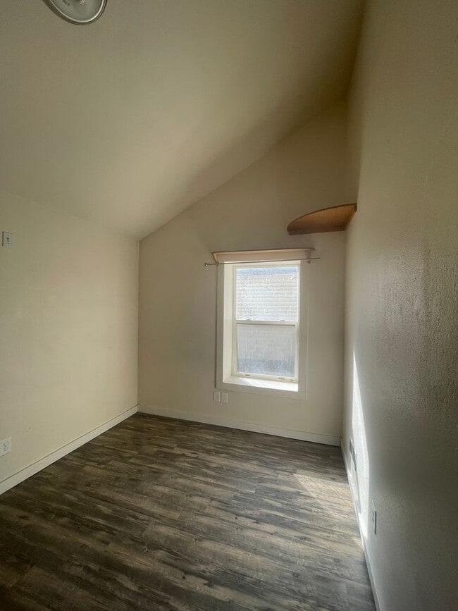 Foto del edificio - 1214 Remington St