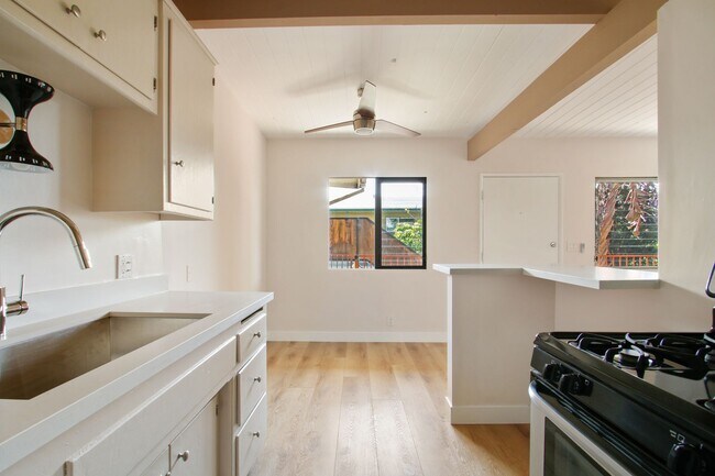 Foto del edificio - 1433 Harvard in Santa Monica,steps to SM B...