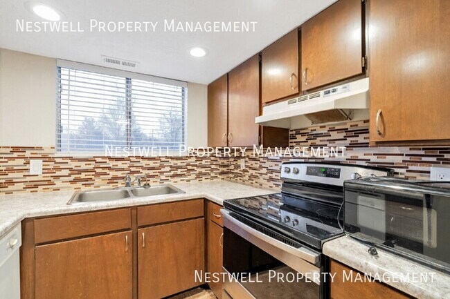 Foto del edificio - 4630 Quail Park Dr