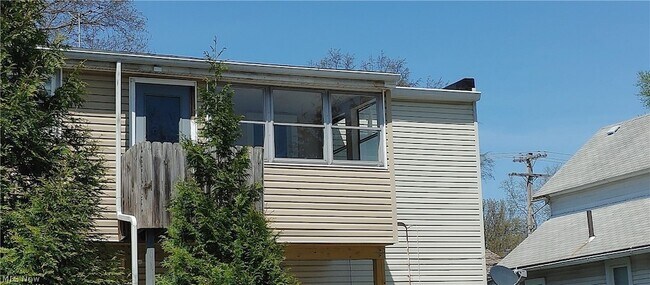 Foto del edificio - 956 Grant Ave