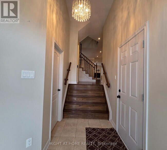 Photo du bâtiment - 322 Kippen Pl