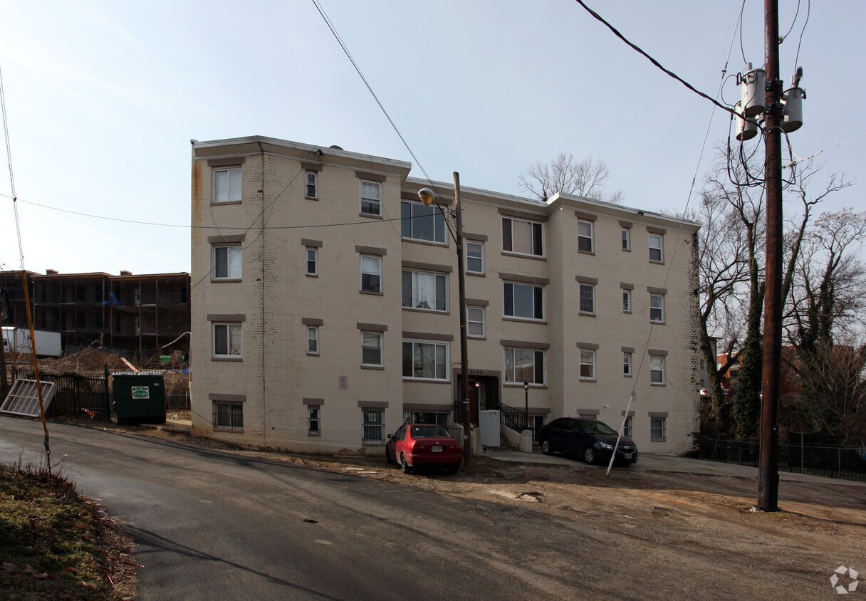 Primary Photo - 2100 Fendall St SE