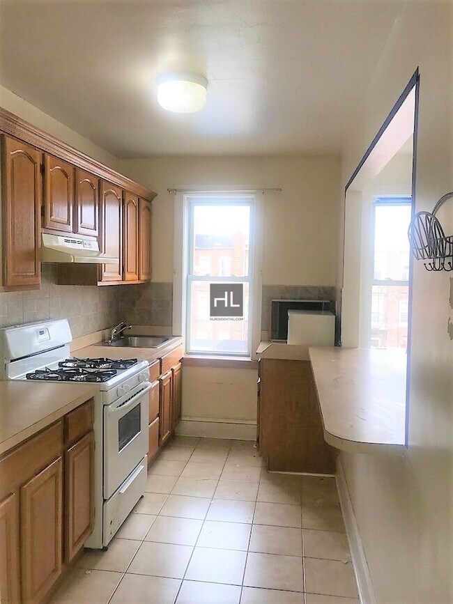 Foto del edificio - 1417 Albany Ave