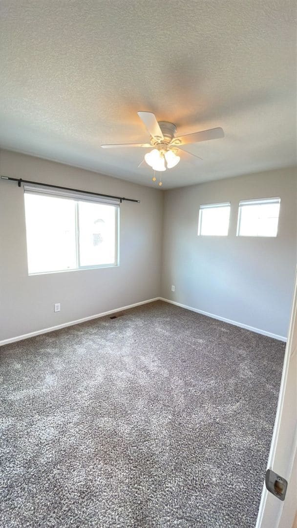 Building Photo - 122 Jackson Dr