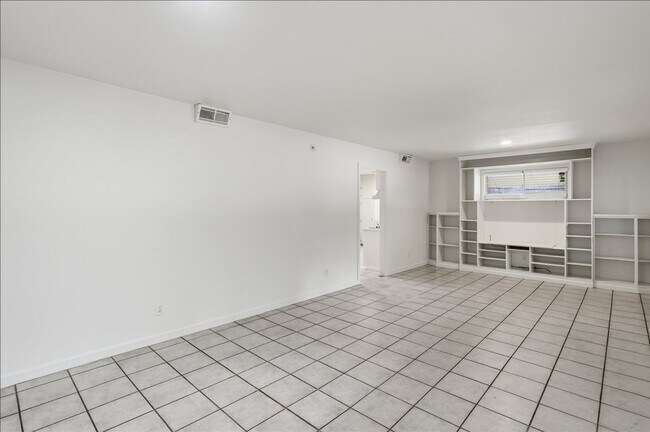 Foto del edificio - 1632 Winchester St