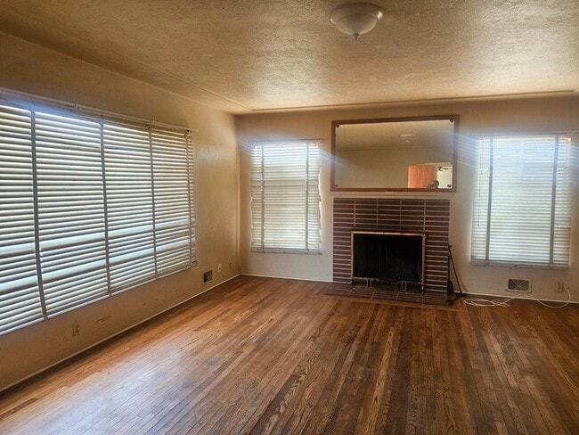 Foto del edificio - 3871 S Clovis Ave