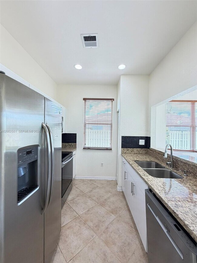 Foto del edificio - 23701 SW 110th Ave