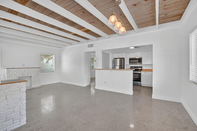 Foto del edificio - 910 SE 3rd St